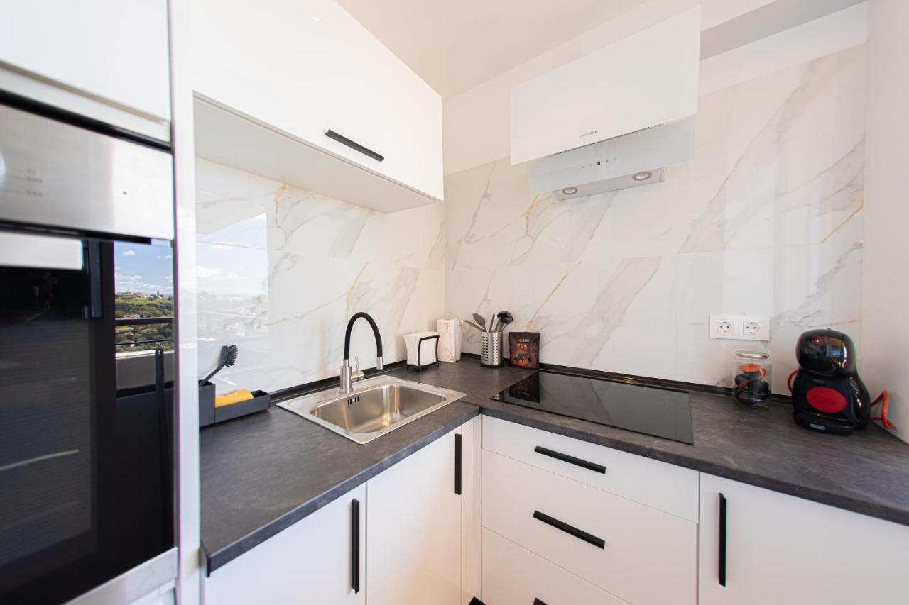 Amazing Apartment With Stunning Views ماربيا المظهر الخارجي الصورة