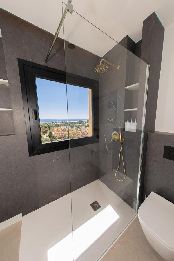 Amazing Apartment With Stunning Views ماربيا المظهر الخارجي الصورة