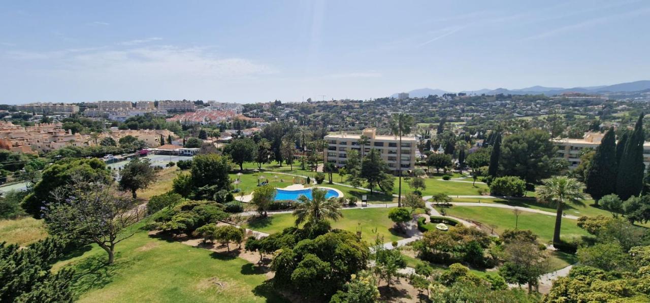 Amazing Apartment With Stunning Views ماربيا المظهر الخارجي الصورة